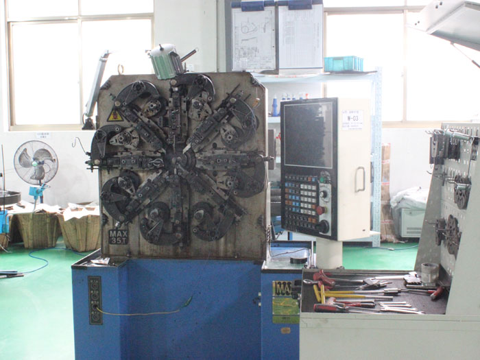 廣東麥斯35T電腦彈簧機(jī)